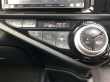 操作しやすいオートエアコン。車内をいつも快適に保つ事が出来ます。