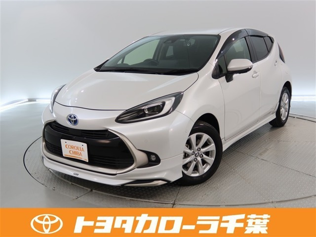 アクア  1.5 Z E-Four 4WD