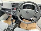 NT100クリッパー DX セーフティ パッケージ 4WD 