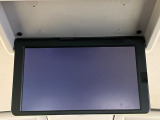 【純正11型後席モニター】家族や友人とお出かけする機会が多い方に大人気の後席モニターを装備!見やすい位置に画面がありテレビやDVDの視聴も快適!友達もお子様も、後席にしか乗らなくなるかも??