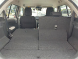 ◇シートアレンジ◇  分割可倒式です。必要な時に倒して、荷物を積み込むことができます!