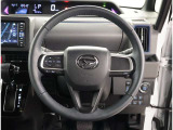 ハンドルから手を放さずに操作出来ますので、安全運転にもつながりますね