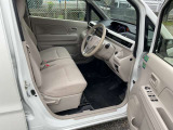 運転席廻りです。
