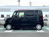当店では程度の良い高年式のお車から、お手頃な価格のお車まで様々な車種を取り揃えております。お車に関することならなんでもご相談頂き、一人一人のお客様と深く長いお付き合いをさせて頂きたいと思っております。