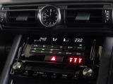 ウルトラスエード(ブラック)/L texスポーツシート(運転席ポジションメモリー/運転席・助手席ベンチレーション機能付)