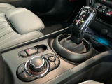 駆け抜ける歓びがキャッチフレーズのBMWですが、アイドリングストップ機能や電動パワステ等により、燃費、環境性能の向上にも貢献しています。