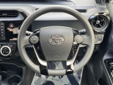 インテリアに合わせたデザインのステアリングは、運転される方のことも考え、運転しやすい形状、大きさです。是非一度、実際に触ってお確かめください。