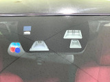 【i-ACTIVESENSE】走行中に前方の車両等を認識し、衝突しそうな時は警報とブレーキで衝突回避と被害軽減をアシスト。より安全にドライブをお楽しみいただけます。