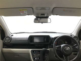 見通しのよいすっきりとした視界で、誰でも運転しやすいです。運転のしやすさは疲れにくさにも繋がりますよ♪