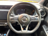 【ステアリングスイッチ】運転中、前方から目線をそらすことなく、オーディオ等の操作が可能な便利機能!安心&快適なドライブを演出してくれます♪