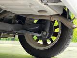 お車を安心してお乗りいただく為には、足回りの定期点検が欠かせません。サービスサポート(有償保証)では無料点検もご提供しており、安心のカーライフをお過ごしいただけるサポート体制が整っています。