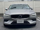 全国のVOLVOからお取り寄せが可能※!遠方の店舗に展示してあるクルマが気になる場合も、最寄りの店舗でご購入ただくことが可能です!是非私たちに要望をお聞かせください!※別途費用