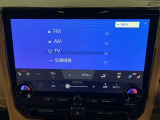 FM,AM、フルセグテレビ、メディアプレイヤーの接続などが楽しめます。