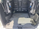 【シートアレンジ】多彩なシートアレンジが可能で、乗車人数や荷物の量に応じて自在にレイアウト変更ができます。日常使いからレジャーまで幅広いシーンに対応します。