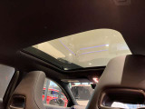 メルセデス・ベンツの定める厳しい基準をクリアしたお車のみをご案内させて頂きます。納車前整備はメーカー規定に基づき100項目以上にも及ぶ点検を熟練のメカニックによって行いご納車させて頂きます。