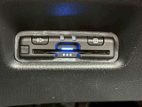 今では必需品のETCもパネルデザインにフィットするビルトインタイプなので、見た目もスッキリとしています