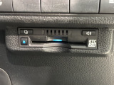 いまや快適なカーライフに欠かせないETCが付いています。