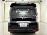 エンジンルーム・足まわり・下まわり・等の点検等「Hホンダ中古車商品化整備基準に基づいた点検整備に加え、エアコンの効き具合、パワーウインドウ・パワードアロックの作動確認など、徹底チェックを行います。
