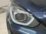 LEDヘッドライトは、点灯の瞬間から最大光量を発揮し、突然暗くなるトンネルなどでの安定感を高めます。