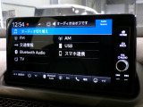 CD、DVD、Bluetooth、AM、FM、AUX、スマートフォン接続ができます。