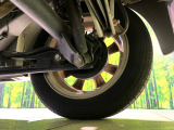 お車を安心してお乗りいただく為には、足回りの定期点検が欠かせません。サービスサポート(有償保証)では無料点検もご提供しており、安心のカーライフをお過ごしいただけるサポート体制が整っています。