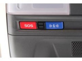 事故時の緊急通報や、故障時にロードアシスタントに連絡できるコネクティッドサービスを導入し、お客様に「つながる安全」を提供します。