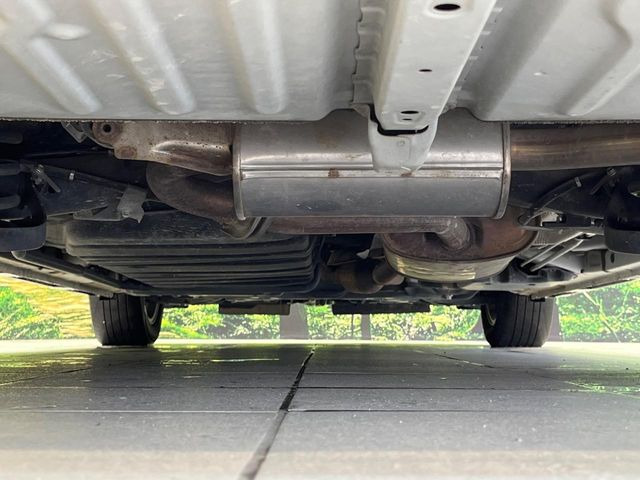 トヨタ ヴォクシー 2.0 ZS 煌 の中古車詳細 (102,770km, ホワイト
