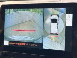 【パノラミックビューモニター】専用のカメラにより、上から見下ろしたような視点で360度クルマの周囲を確認することができます☆死角部分も確認しやすく、狭い場所での切り返しや駐車もスムーズに行えます。