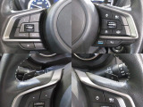 シーンに合わせたエンジン特性をセレクト可能なSI-DRIVEやクルーズコントロール機能を操作可能なステアリングスイッチです!手元で操作が出来ますので、運転中も安心です!