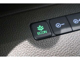 ECONスイッチの効果とあなたの運転で、クルマと力をあわせ「燃費向上=ガソリン代の節約=CO2 削減」のチャレンジをお楽しみください。
