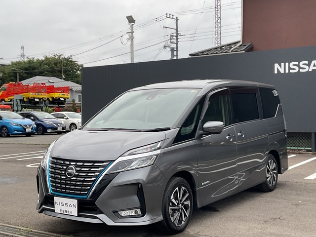 セレナ 1.2 e-POWER ハイウェイスターV 
