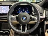 ☆ お車は内外装とも常駐している専門業者が自拠点にて丁寧に仕上げさせて頂きご納車させて頂きます。ご納車前の整備から最終の内外装仕上げやイノベクションコーティングまで、自拠点内ですべて仕上がります。