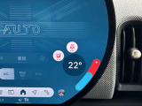 弊社在庫車両はすべて、入庫段階での客観的且つ厳正な車両チェック(第3者機関日本査定協会による査定)を実施しております。メーター改ざん車、修復歴車などは一切ございませんので、どうぞご安心くださいませ。