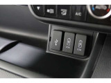 スマートフォンなどの音楽再生が可能なUSB接続ジャック装備車両です♪♪♪