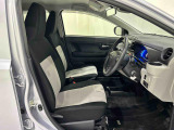 運転席広々
