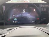 エネルギーモニターです。充電量や回生ブレーキの状況などが表示されます。