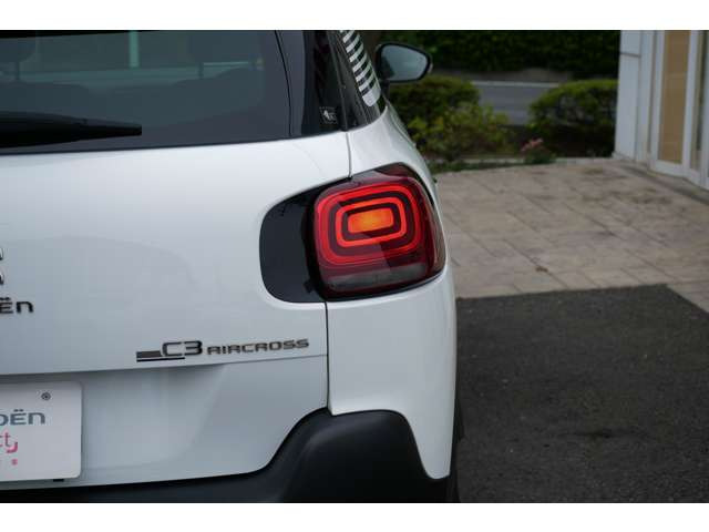 シトロエン C3エアクロスSUV オリジンズ コレクターズエディション の
