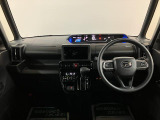 インパネ全体!!視界も良好で運転し易い♪小回りが利くから、運転が苦手でも狭い路地や駐車場でも運転しやすいですよ◎