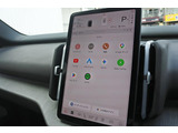 お気に入りのアプリをGoogle Playでダウンロードして、Googleアシスタントによるハンズフリー操作でお楽しみください。音楽配信サービスやポッドキャストなどの再生も、音声だけで自由自在です。