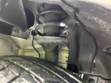 お車を安心してお乗りいただく為には、足回りの定期点検が欠かせません。サービスサポート(有償保証)では無料点検もご提供しており、安心のカーライフをお過ごしいただけるサポート体制が整っています。