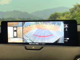 【360&deg;ビューモニター】専用のカメラにより、上から見下ろしたような視点で360度クルマの周囲を確認することができます☆死角部分も確認しやすく、狭い場所での切り返しや駐車もスムーズに行えます。