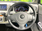 【純正革巻きステアリング】上質な革を使用することで、手にしっかり馴染みとても運転しやすいハンドルです♪