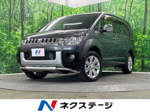 デリカD:5 2.2 D プレミアム 4WD 