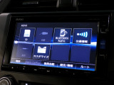CD、DVD、Bluetooth、AM、FM、AUX、スマートフォン接続ができます。