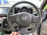 握りやすい大きなハンドルで運転しやすいです♪