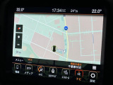 ●純正ナビ:一体感のあるナビは、高級感ある車内を演出してくれます。オーディオ機能も充実しておりますので、運転もより楽しめます♪