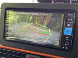 【バックカメラ】駐車時に後方がリアルタイム映像で確認できます。大型商業施設や立体駐車場での駐車時や、夜間のバック時に大活躍!運転スキルに関わらず、今や必須となった装備のひとつです!