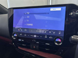 ブルートゥースに接続することにより、スマホに入ったお気に入りの音楽を車内で楽しむことができます♪あると本当に便利な機能になっています!