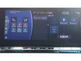 ステアリングヒーター付き。寒い日のドライブも、手のひらから温めてくれます。