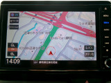 ホンダ純正ナビGathers(VXU-185NBi)を搭載。知らない、初めての道でも安心。メーカーオプションのフルセグTVやDVD再生、Blurtoothも使用できます。